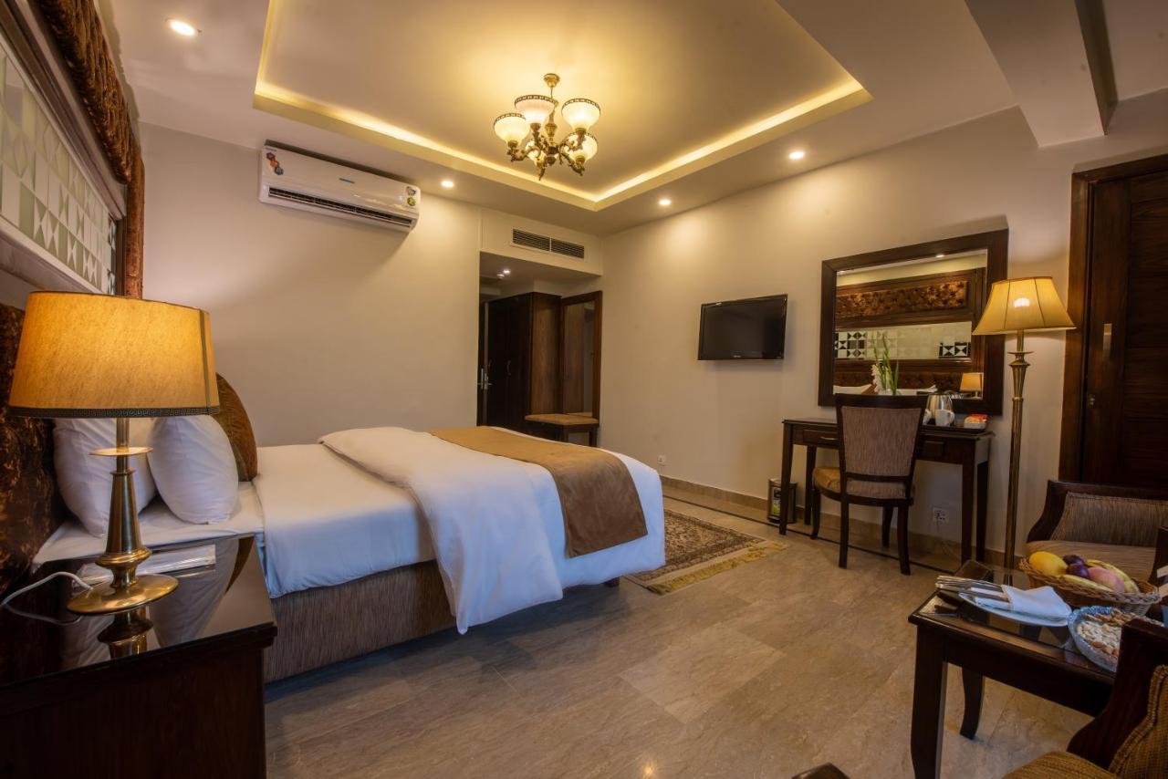 Envoy Continental Hotel Islamabad Zewnętrze zdjęcie