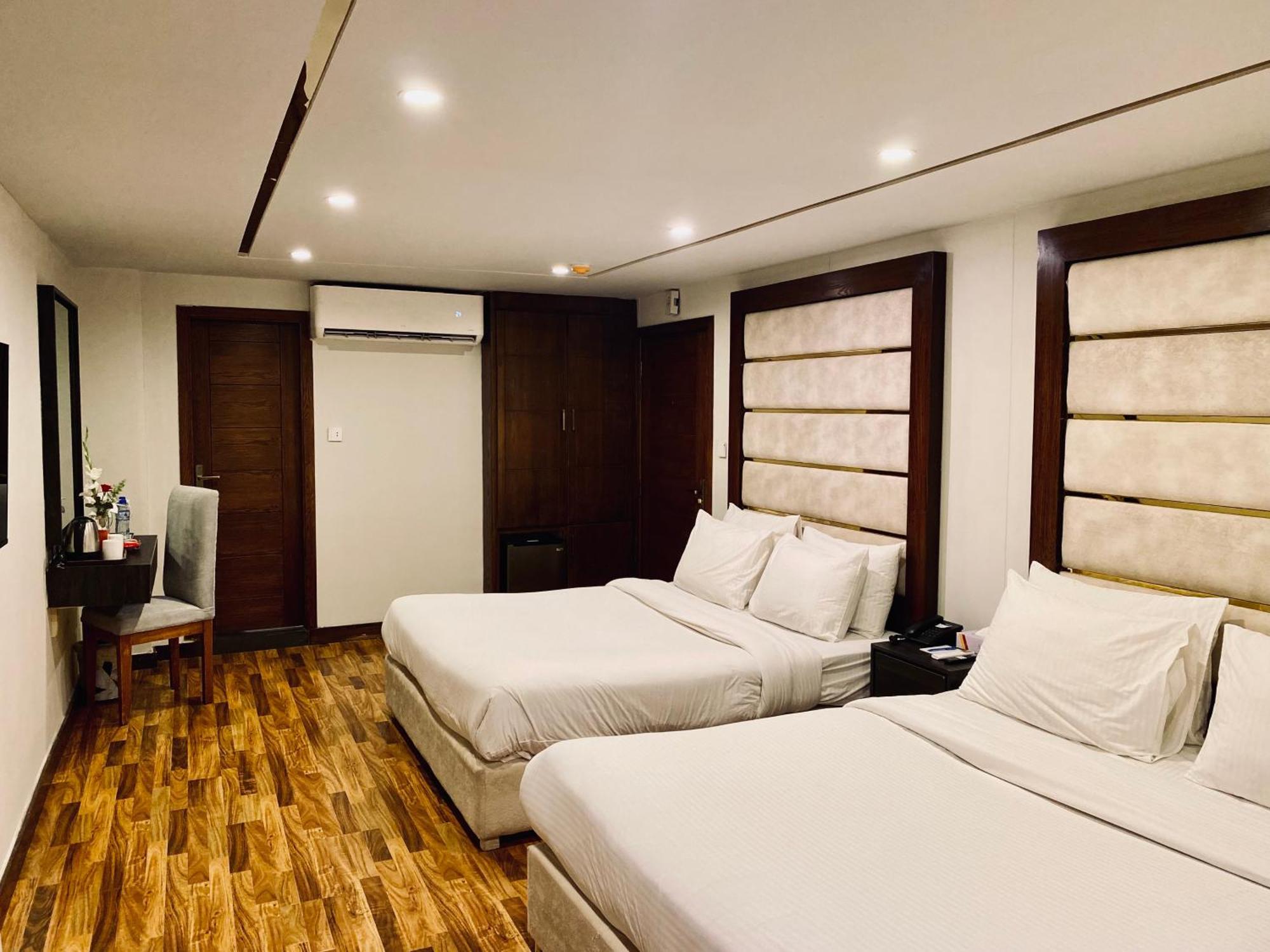 Envoy Continental Hotel Islamabad Zewnętrze zdjęcie