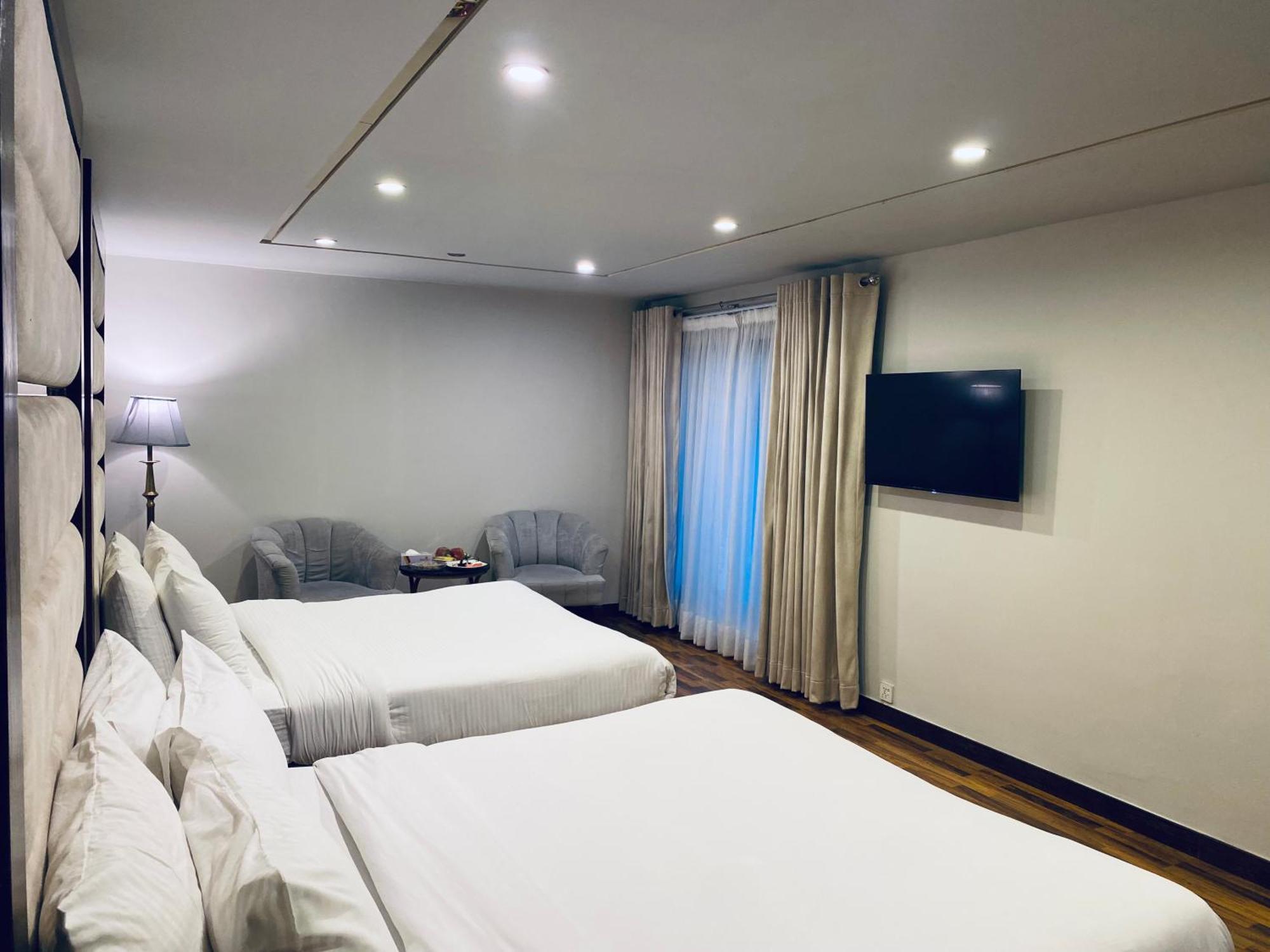 Envoy Continental Hotel Islamabad Zewnętrze zdjęcie