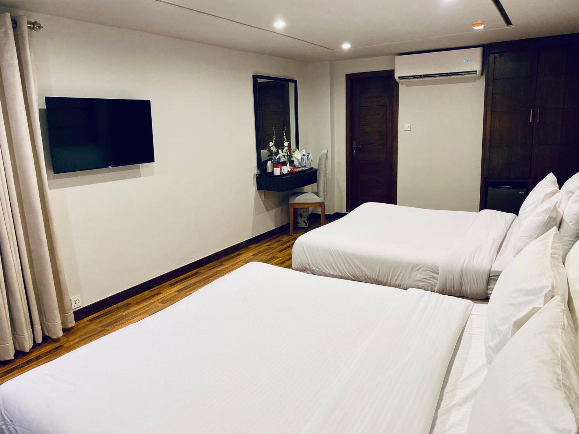Envoy Continental Hotel Islamabad Zewnętrze zdjęcie