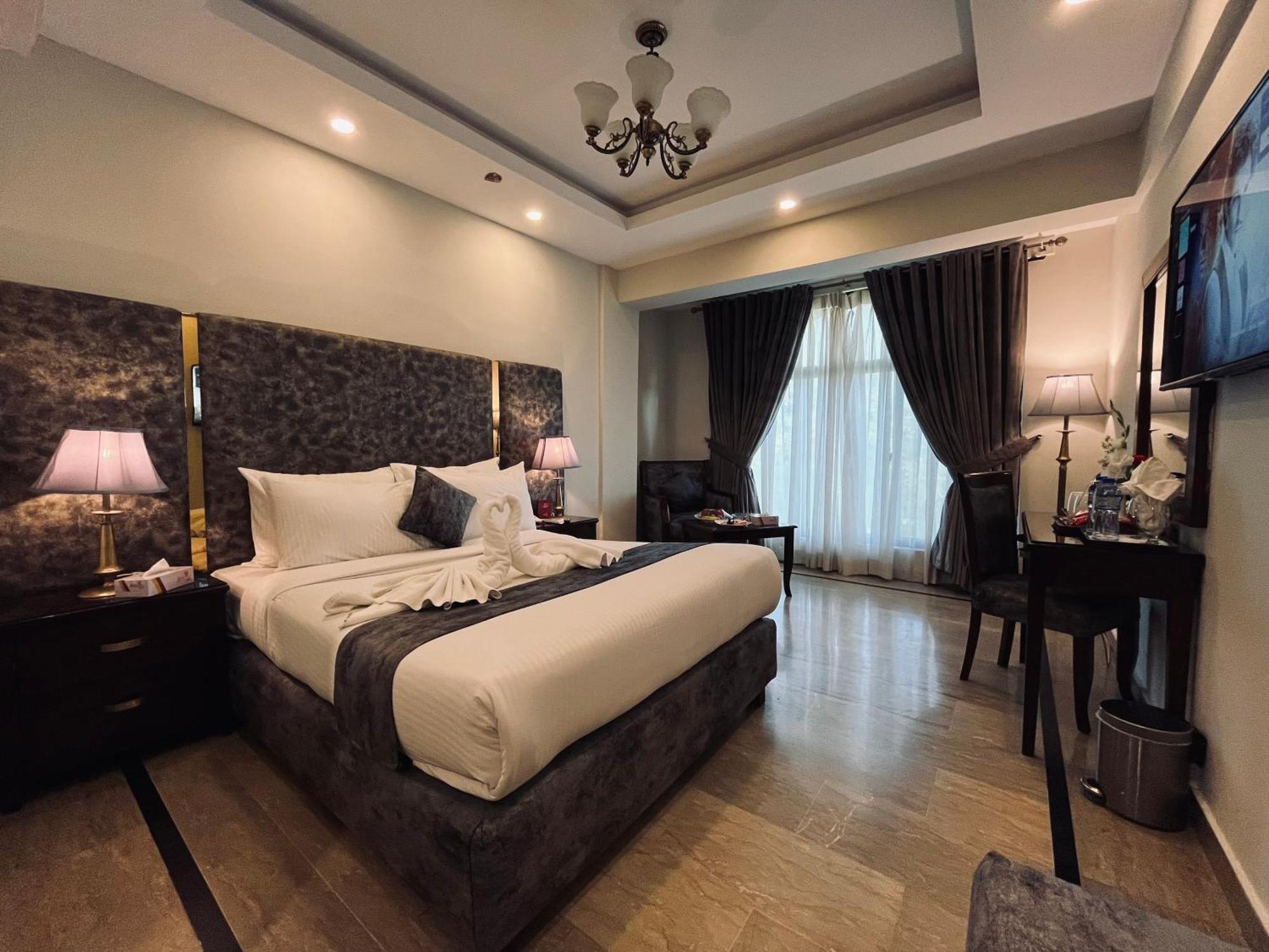 Envoy Continental Hotel Islamabad Zewnętrze zdjęcie