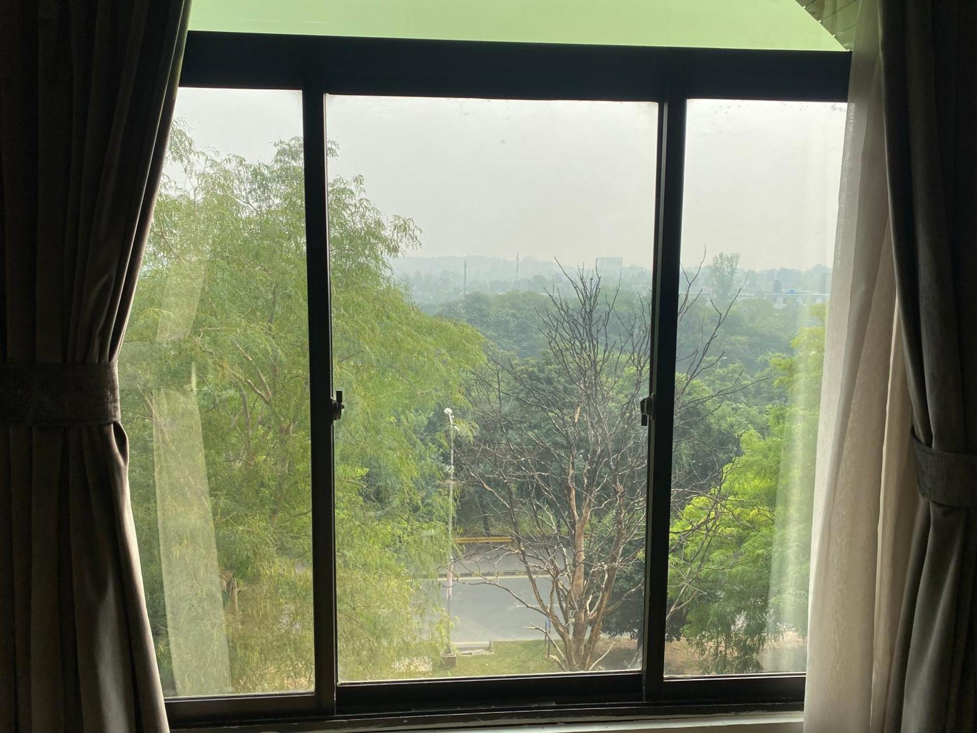 Envoy Continental Hotel Islamabad Zewnętrze zdjęcie